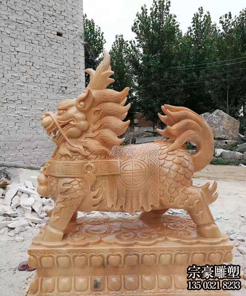 晚霞紅石雕別墅鎮(zhèn)宅麒麟雕塑 晚霞紅石雕別墅鎮(zhèn)宅麒麟雕塑
